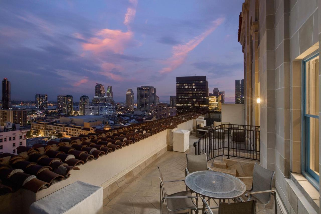 Courtyard By Marriott San Diego Downtown Ngoại thất bức ảnh