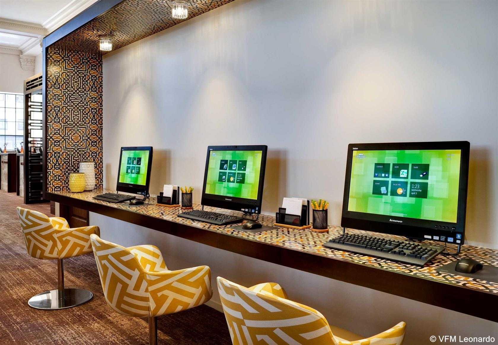 Courtyard By Marriott San Diego Downtown Ngoại thất bức ảnh